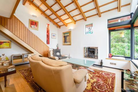 51 Antonine Road, Bearsden, Glasgow, G61 4DS