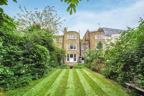 29 Gloucester Circus, London, SE10 8RY