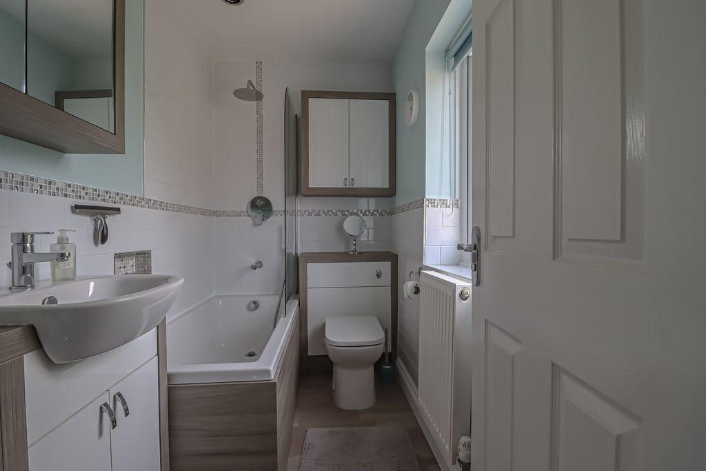 Ensuite Bathroom