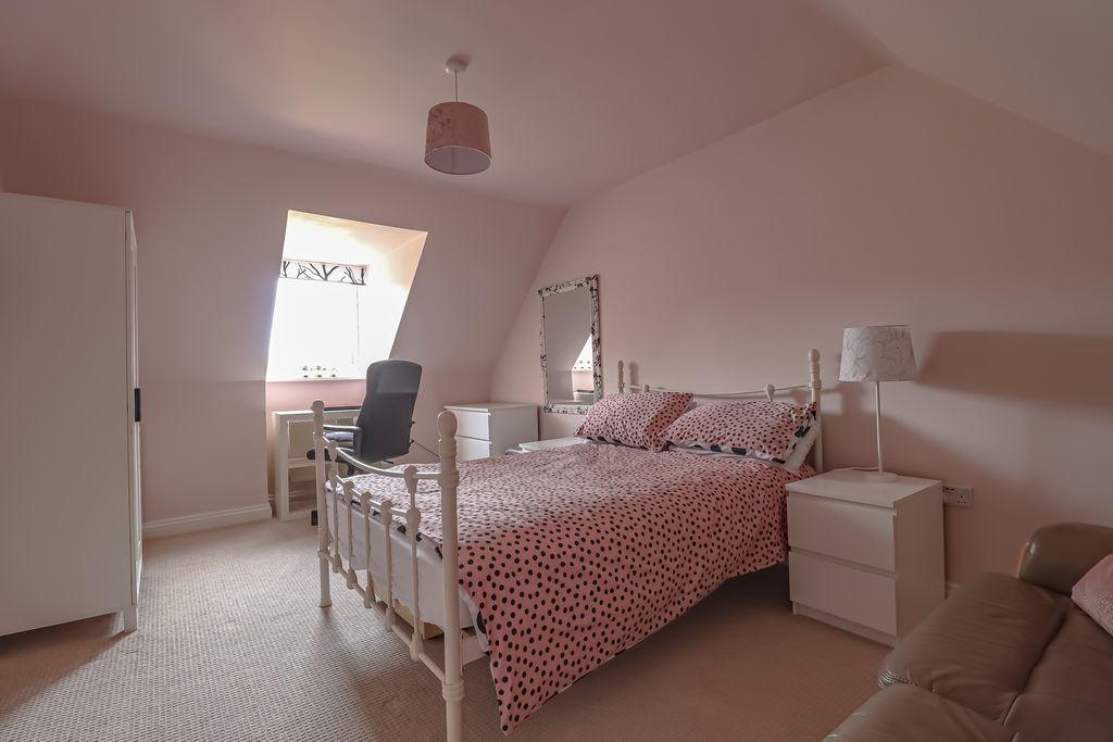Bedroom 3 (Double)