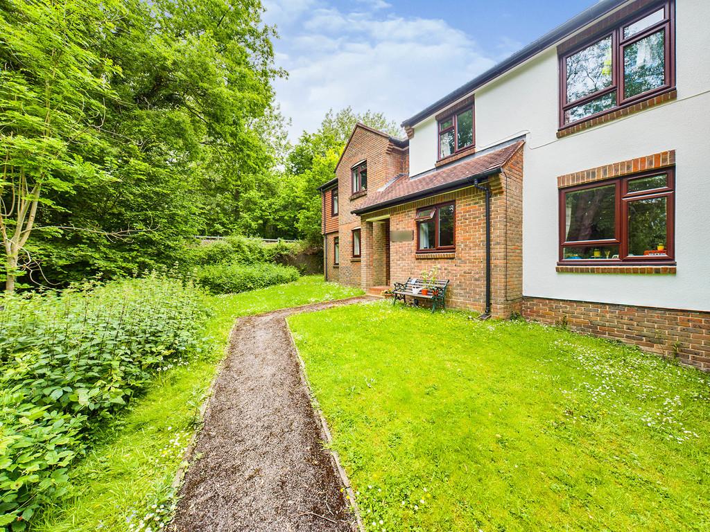 Gorringes Brook, Horsham 1 bed ground floor flat £170,000
