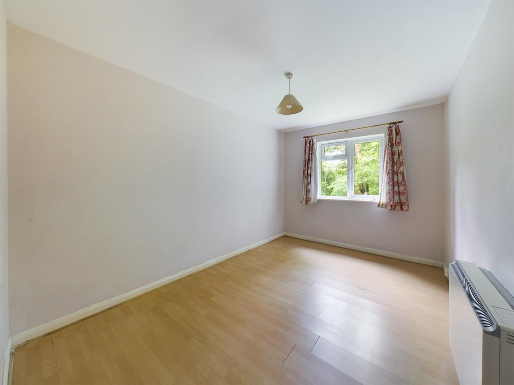 Gorringes Brook, Horsham 1 bed ground floor flat £170,000