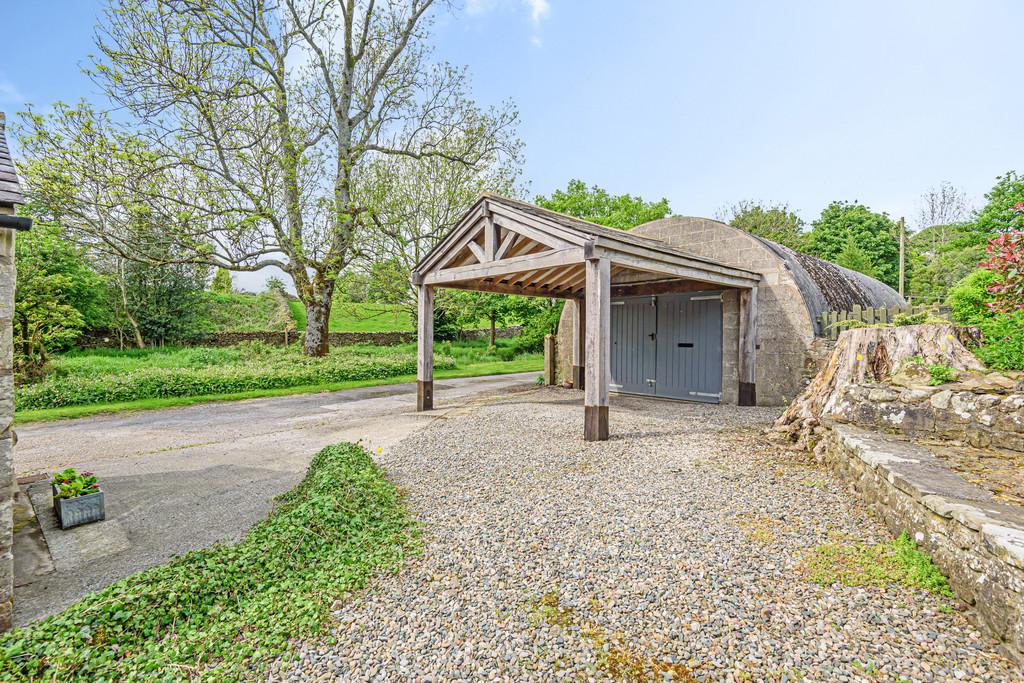 Outbuilding