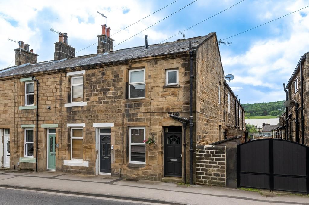 Cross Green, Otley 2 bed end of terrace house £179,000