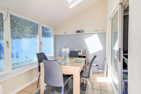 43 Chandos Close, Grange Park, Swindon, SN5 6AG