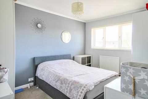 43 Chandos Close, Grange Park, Swindon, SN5 6AG