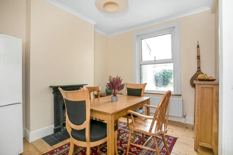 17 Braidwood Road, London, SE6 1QU