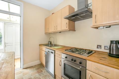 17 Braidwood Road, London, SE6 1QU