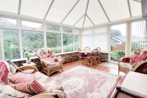 3 bedroom bungalow for sale - Brookside Close, Launceston, Cornwall, PL15