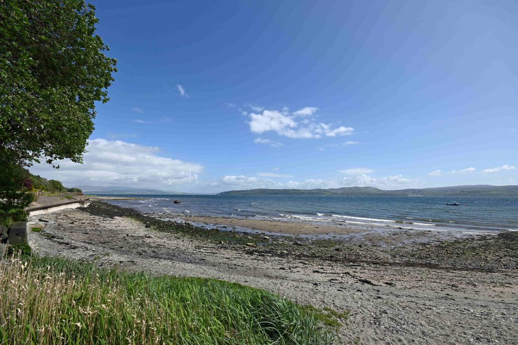 Bullwood Road, Dunoon, PA23 2 bed detached house for sale £190,000
