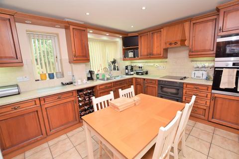 18 Chanterelle, Highwoods, Colchester, CO4 9RY
