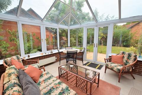 18 Chanterelle, Highwoods, Colchester, CO4 9RY