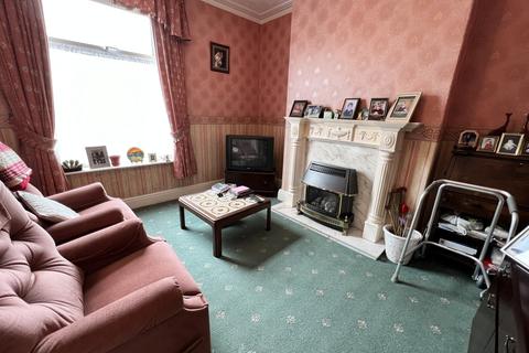 18 Beech Avenue, Darwen, BB3 3AF