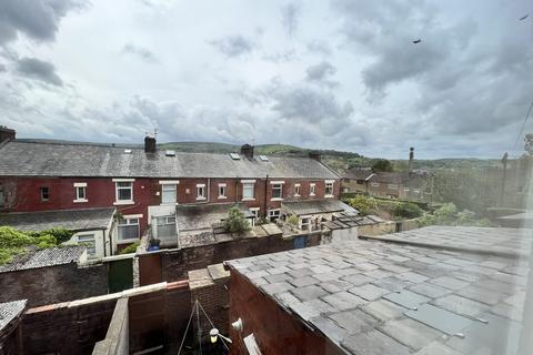 18 Beech Avenue, Darwen, BB3 3AF