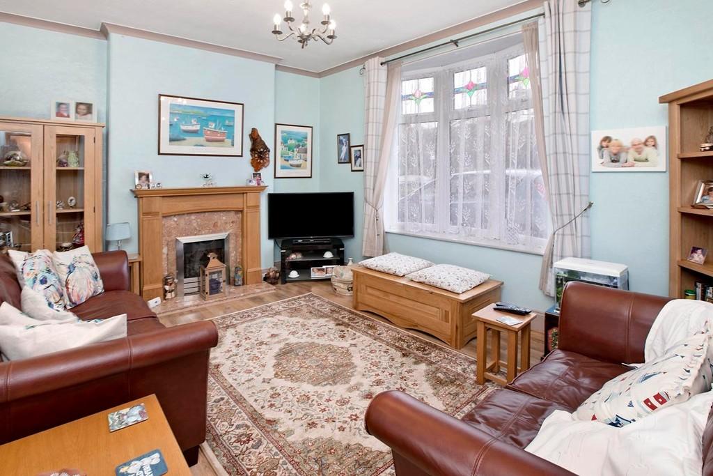 Bitton Park Road, Teignmouth 4 bed terraced house £275,000