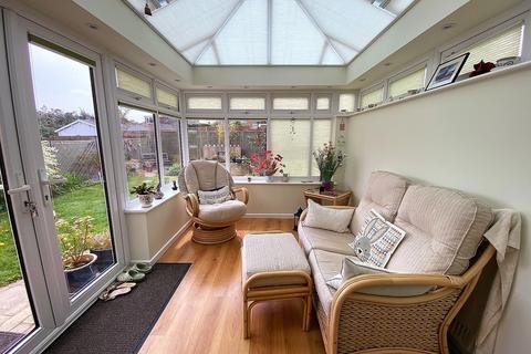 1 Lewing Close, Orpington, BR6 8RA