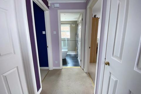 1 Lewing Close, Orpington, BR6 8RA