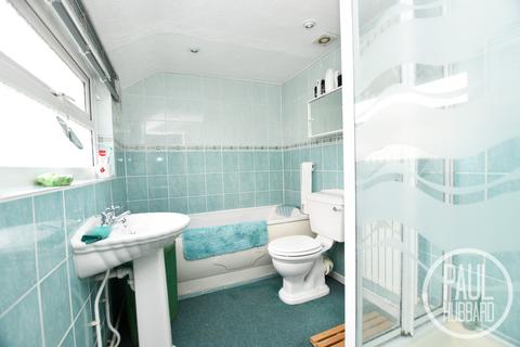 130 Carlton Road, Lowestoft, NR33 0NB