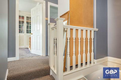 1 Woodlands Avenue, Romford, RM6 6EA