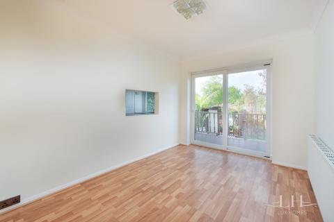 4 bedroom end of terrace house for sale - Warley Mount, Warley, Brentwood