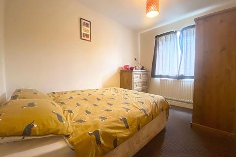 4 Corporation Road, Grimsby, DN31 1UF