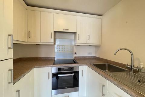 1 bedroom apartment for sale, Redannick Lane, Truro