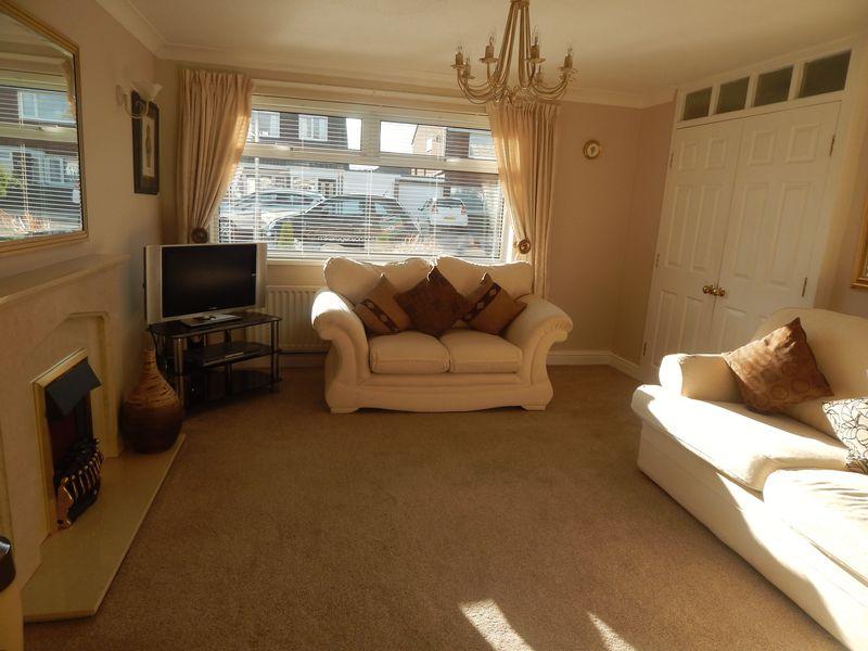 Curlew Way, South Beach, Blyth 3 bed semidetached house £750 pcm (£