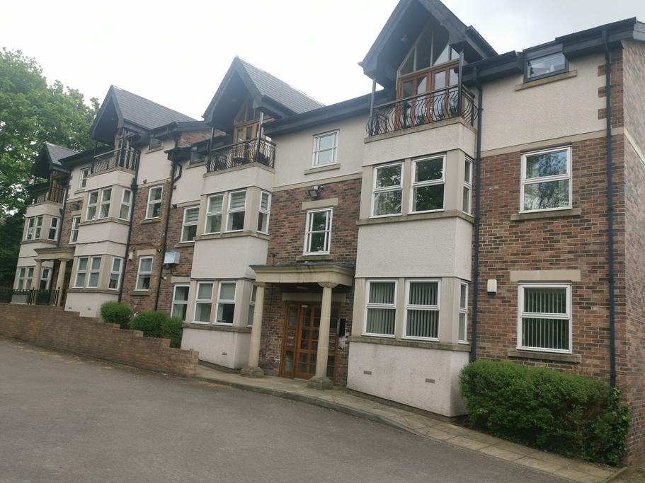 Fellside Road, Whickham NE16 2 bed flat £825 pcm (£190 pw)