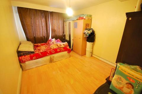 undefined, Fulwood Avenue, Wembley