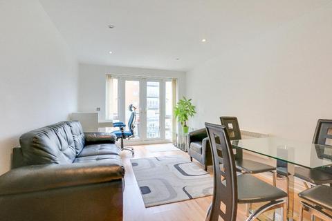 2 bedroom flat to rent - Kirkland House, St David's Square, Isle of Dog, Canary Wharf, london, E14 3WQ