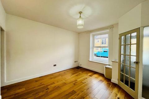 2 bedroom terraced house to rent, Mitchell Street, Clitheroe, BB7 1DF