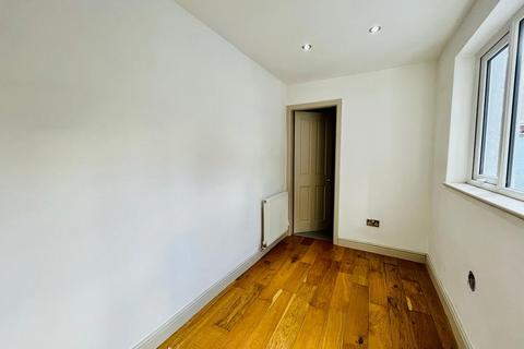 2 bedroom terraced house to rent, Mitchell Street, Clitheroe, BB7 1DF