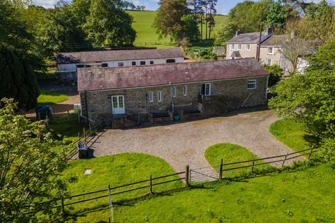 9 bedroom property with land for sale - Cwmann, Lampeter, SA48