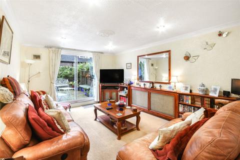 3 bedroom house for sale - Coppock Close, London, SW11