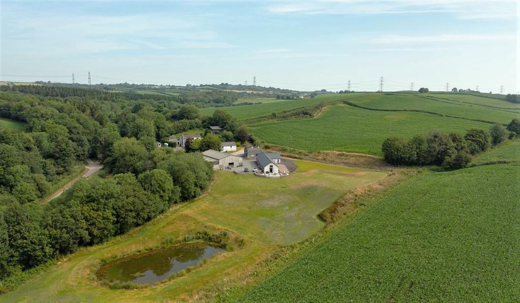 Llangynog, Carmarthen, SA33 4 bed property with land £795,000