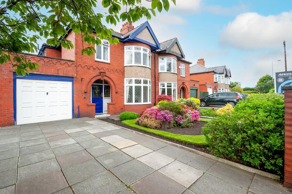 Rainford Road, Windle, St Helens, WA10 3 bed property £300,000