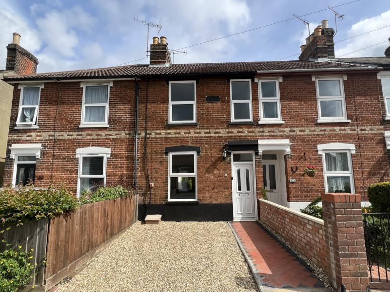 ROSEHILL ROAD, IPSWICH 3 bed terraced house £1,000 pcm (£231 pw)