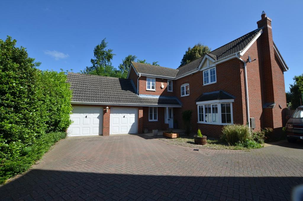 Normanton Road, Crowland, Peterborough, PE6 4 bed detached house £
