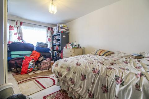 1 Don Close, Tilehurst, Reading, RG30 4YL