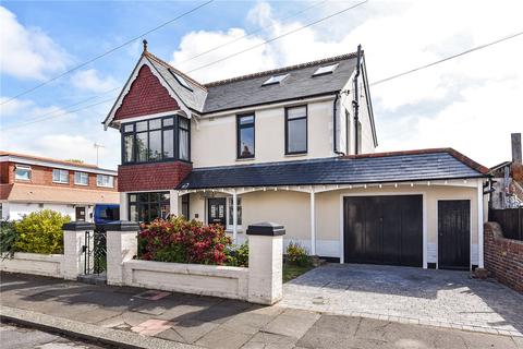 2 Chantry Road, Worthing, BN13 1QN