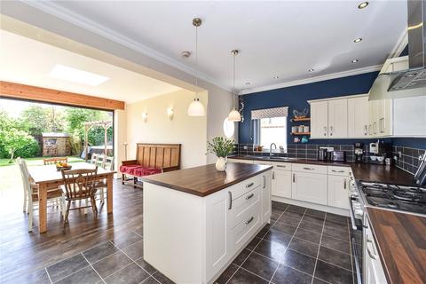 2 Chantry Road, Worthing, BN13 1QN