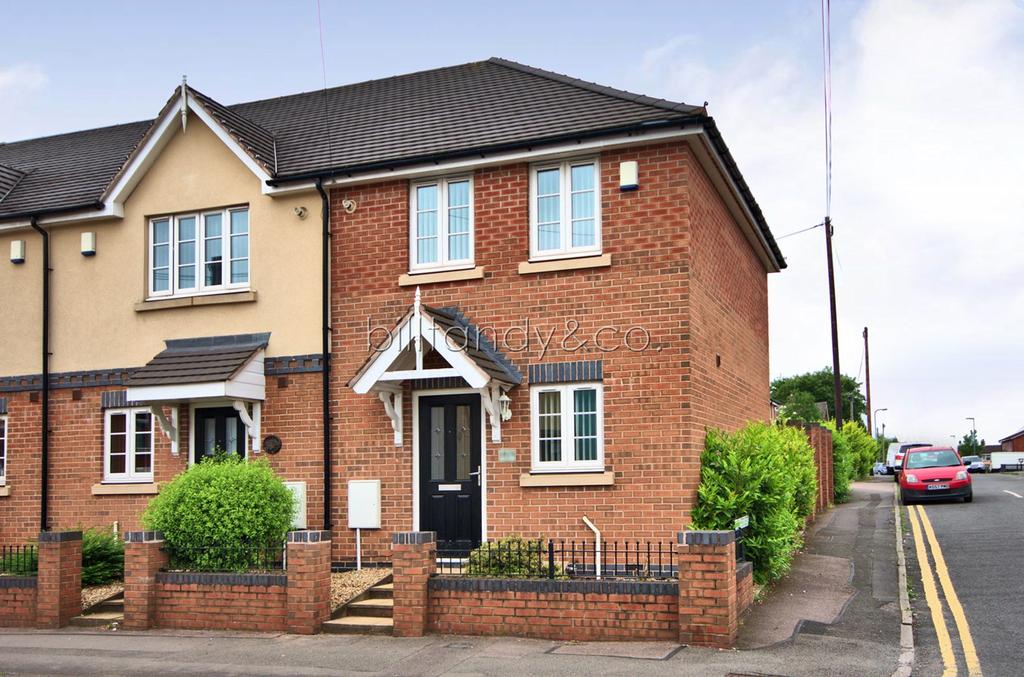 High Street, Chasetown, Burntwood, WS7 2 bed end of terrace house £