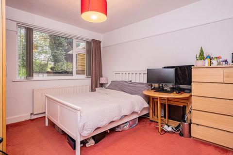 220 The Ridgeway, North Harrow, Harrow, HA2 7DB