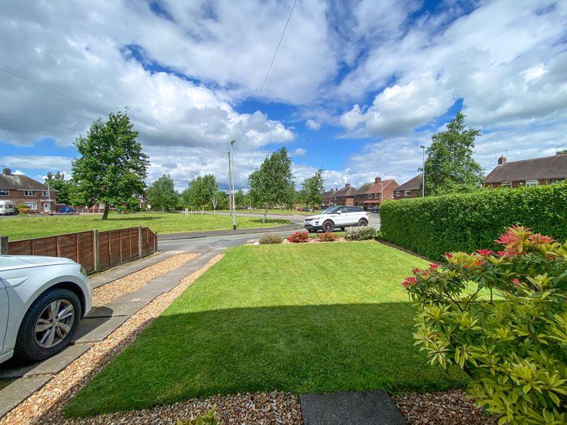 Lawton Crescent, Biddulph, ST8 6EH 2 bed semidetached house £175,000