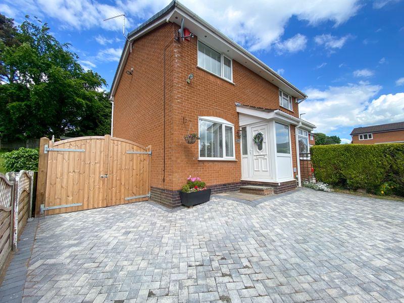 Thames Close, Congleton 2 bed semidetached house £215,000