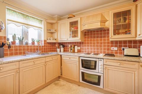 2 bedroom retirement property for sale - Wessex Way, Bicester