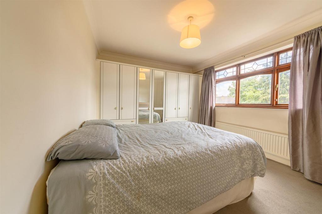 220 Central Park Road    E6 3 DL (120).jpg
