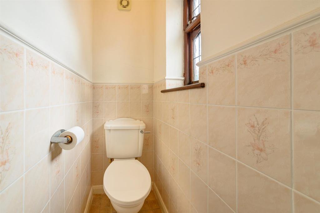 220 Central Park Road    E6 3 DL (123).jpg