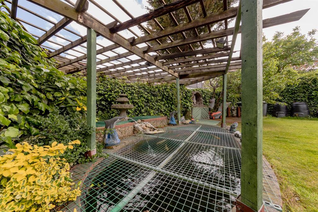 220 Central Park Road    E6 3 DL (1000).jpg