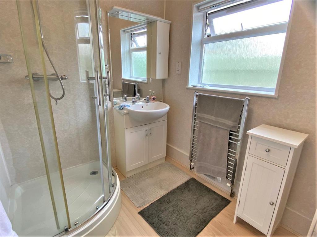 Shower room.jpg